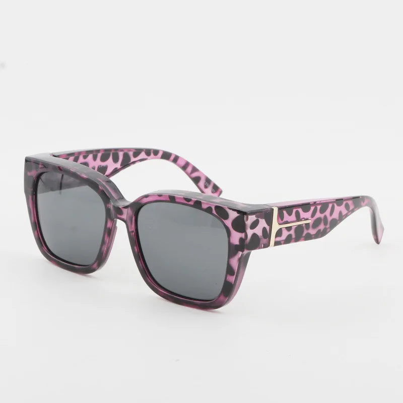 Ladies Fit Overs