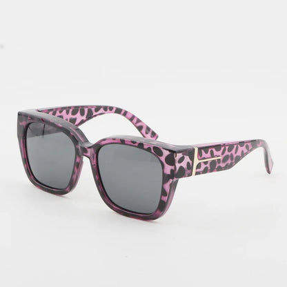 Ladies Fit Overs